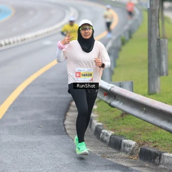 Runner Photo 7020885