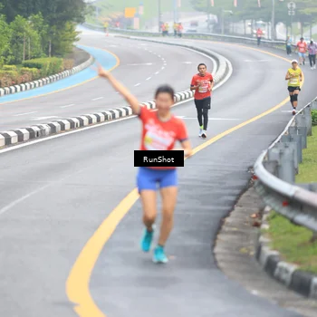Runner Photo 7020927