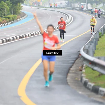 Runner Photo 7020930