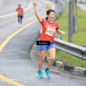Runner Photo 7020941