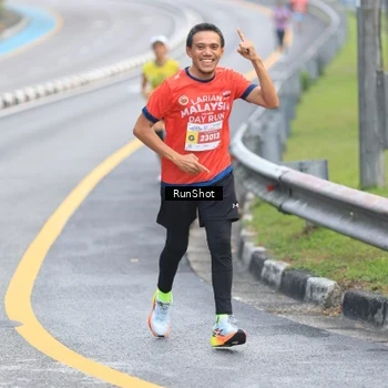 Runner Photo 7020968