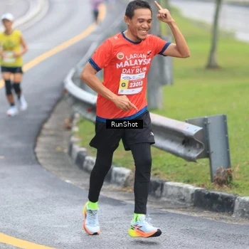 Runner Photo 7020977
