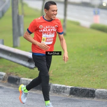 Runner Photo 7020993