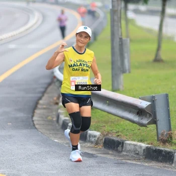 Runner Photo 7020999