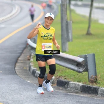 Runner Photo 7021001