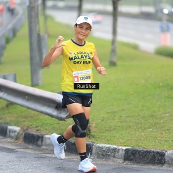 Runner Photo 7021006