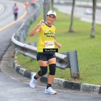 Runner Photo 7021010