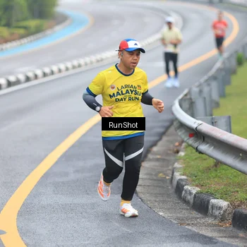 Runner Photo 7021031