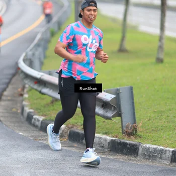 Runner Photo 7021046