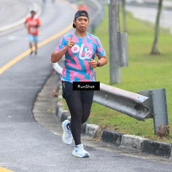Runner Photo 7021049