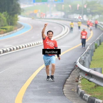 Runner Photo 7021072
