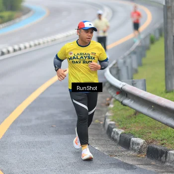Runner Photo 7021073