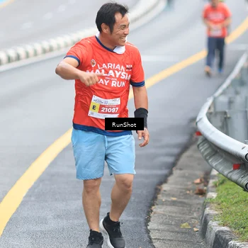 Runner Photo 7021079