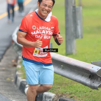 Runner Photo 7021092