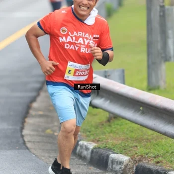 Runner Photo 7021093