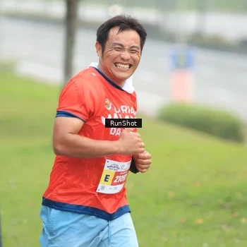 Runner Photo 7021102