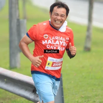Runner Photo 7021107