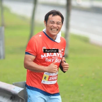 Runner Photo 7021108