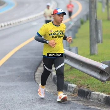 Runner Photo 7021110