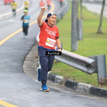 Runner Photo 7021126