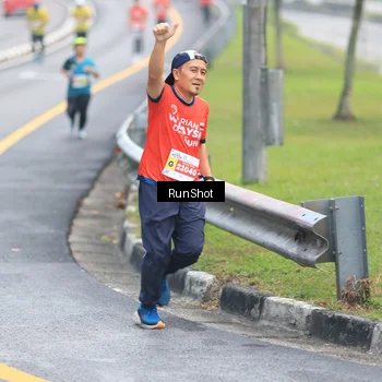 Runner Photo 7021128