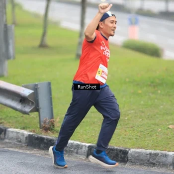 Runner Photo 7021132