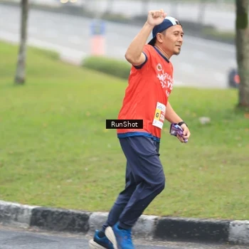 Runner Photo 7021136