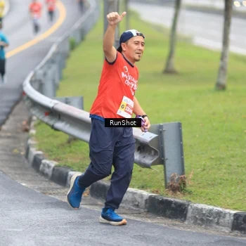 Runner Photo 7021139