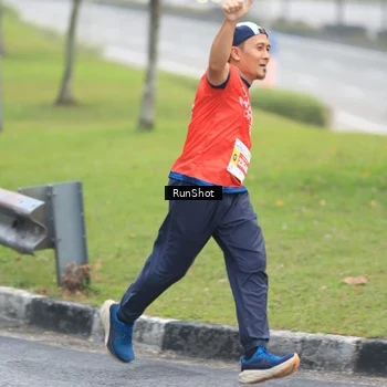 Runner Photo 7021141
