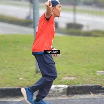 Runner Photo 7021143