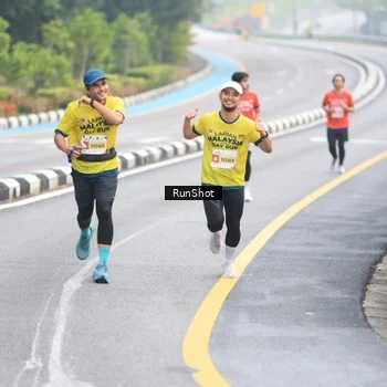 Runner Photo 7021196