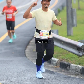 Runner Photo 7021204