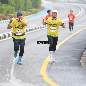 Runner Photo 7021205