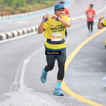 Runner Photo 7021222
