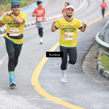 Runner Photo 7021231