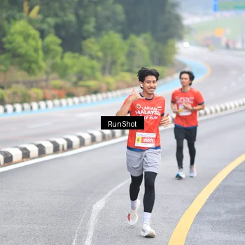 Runner Photo 7021239