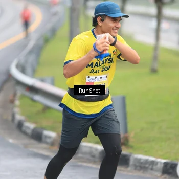 Runner Photo 7021243