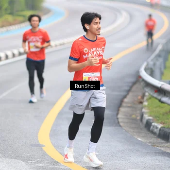 Runner Photo 7021251