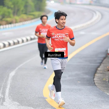 Runner Photo 7021269