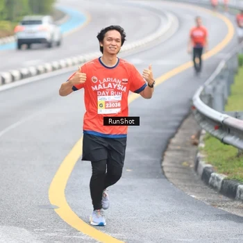 Runner Photo 7021274