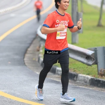 Runner Photo 7021281