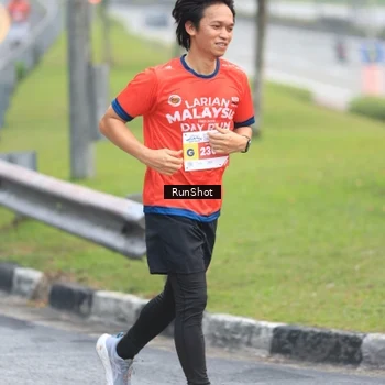 Runner Photo 7021289