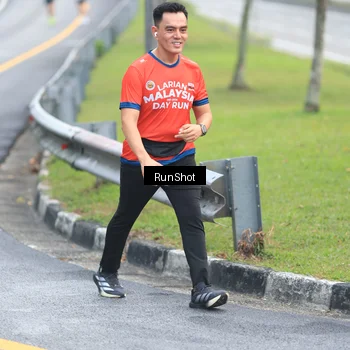 Runner Photo 7021290