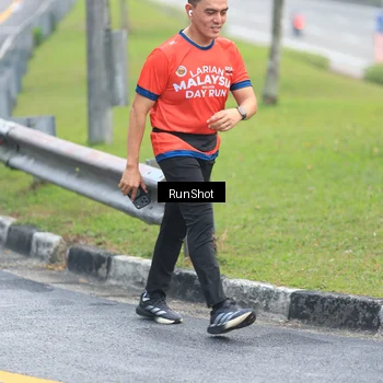 Runner Photo 7021303