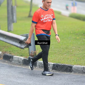 Runner Photo 7021304