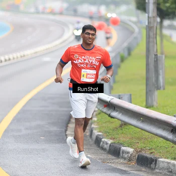 Runner Photo 7021311
