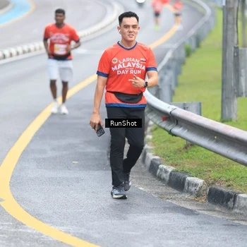 Runner Photo 7021314