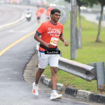 Runner Photo 7021315