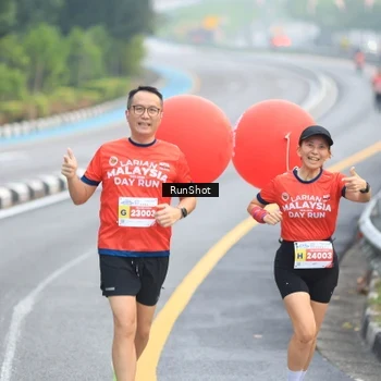 Runner Photo 7021341