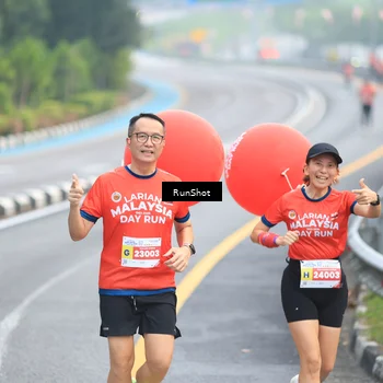 Runner Photo 7021345